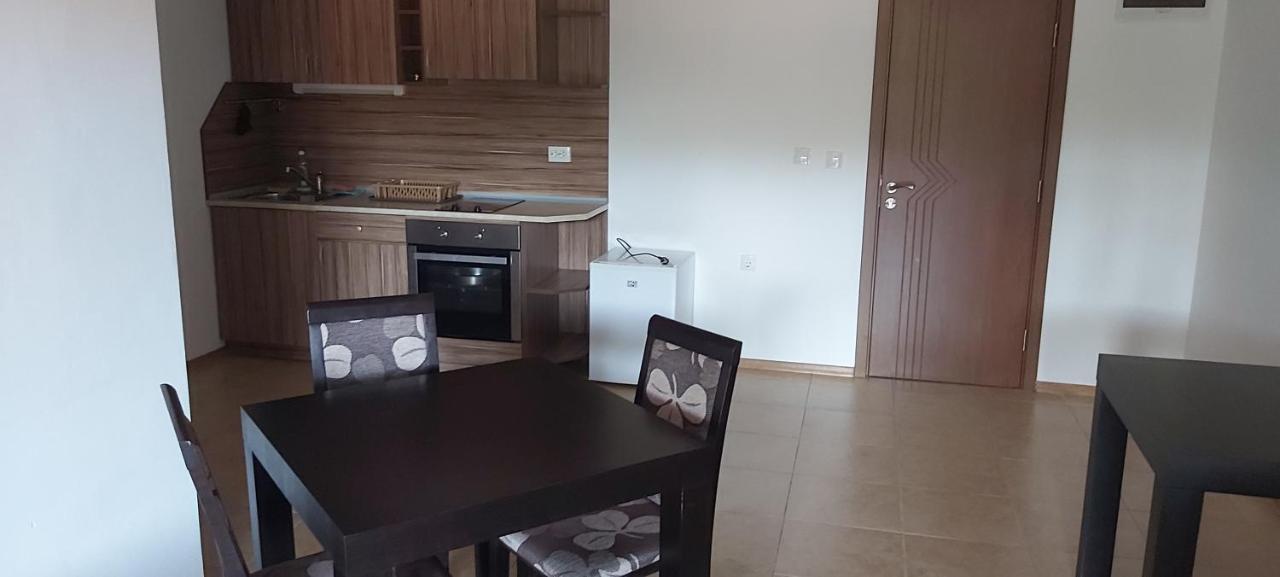 Vidima Apartment Hotel Априлци Екстериор снимка