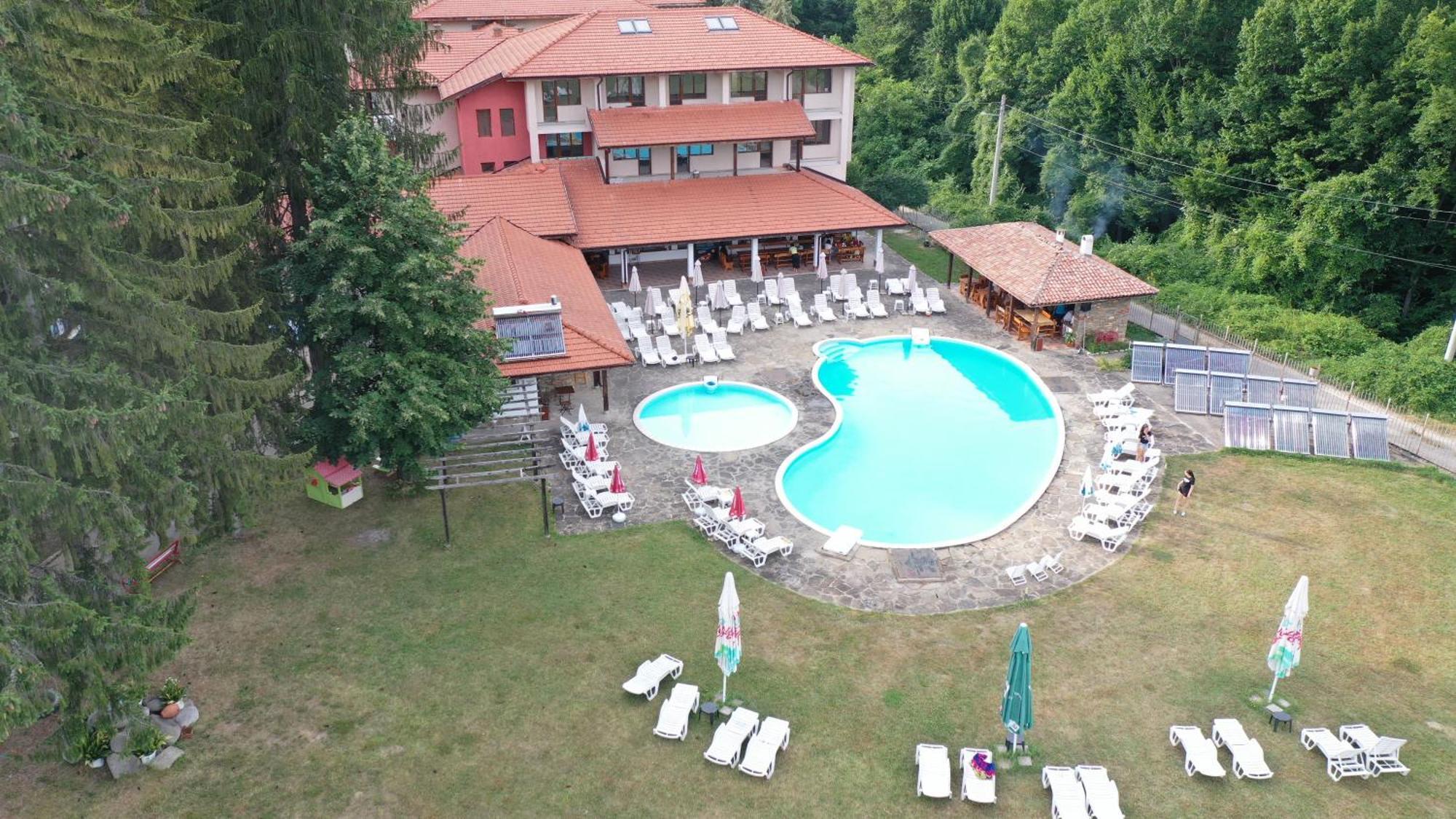 Vidima Apartment Hotel Априлци Екстериор снимка