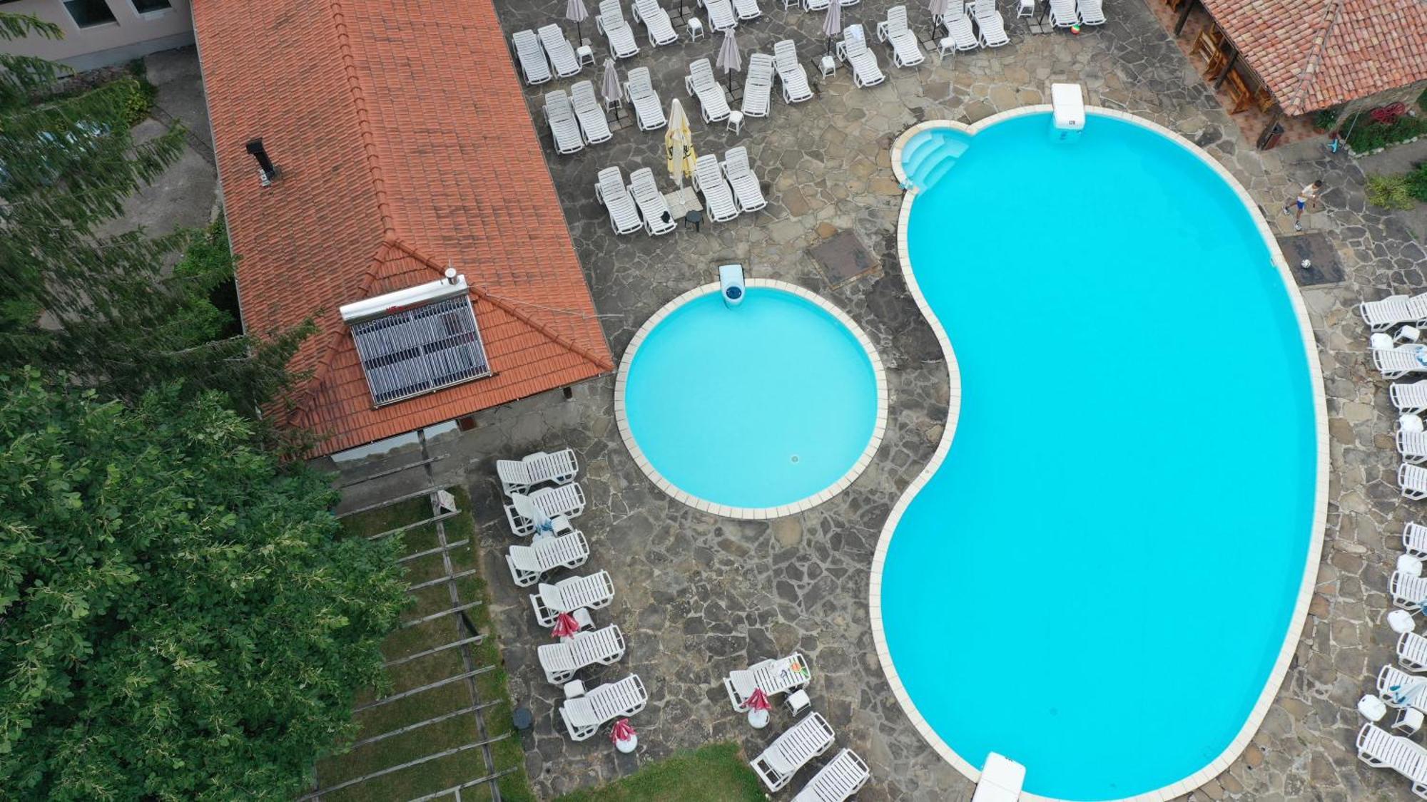 Vidima Apartment Hotel Априлци Екстериор снимка