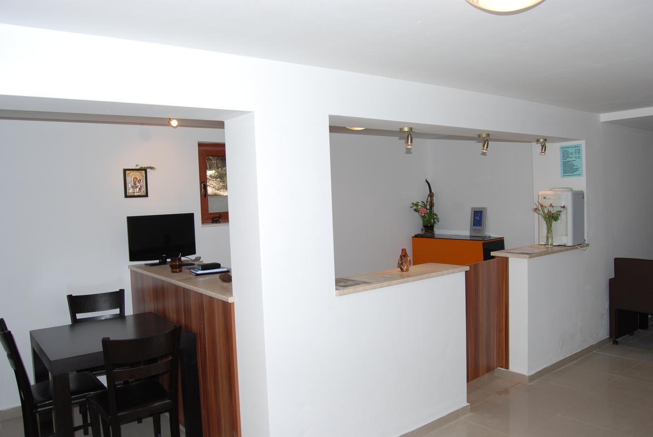 Vidima Apartment Hotel Априлци Екстериор снимка