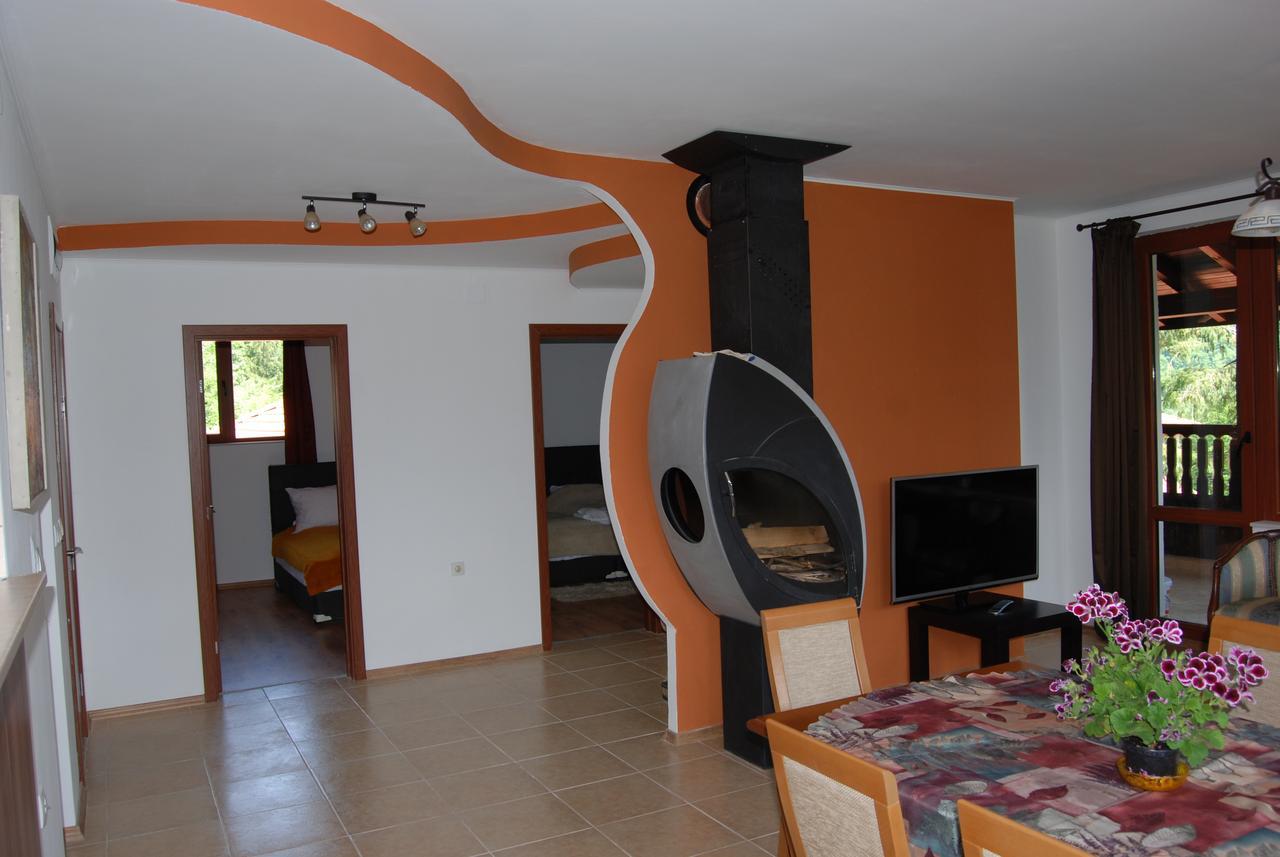 Vidima Apartment Hotel Априлци Екстериор снимка