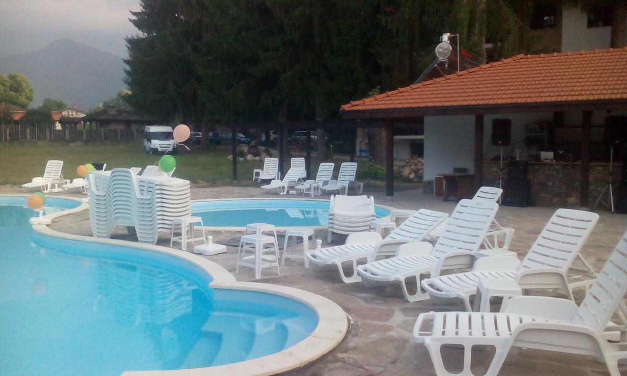Vidima Apartment Hotel Априлци Екстериор снимка